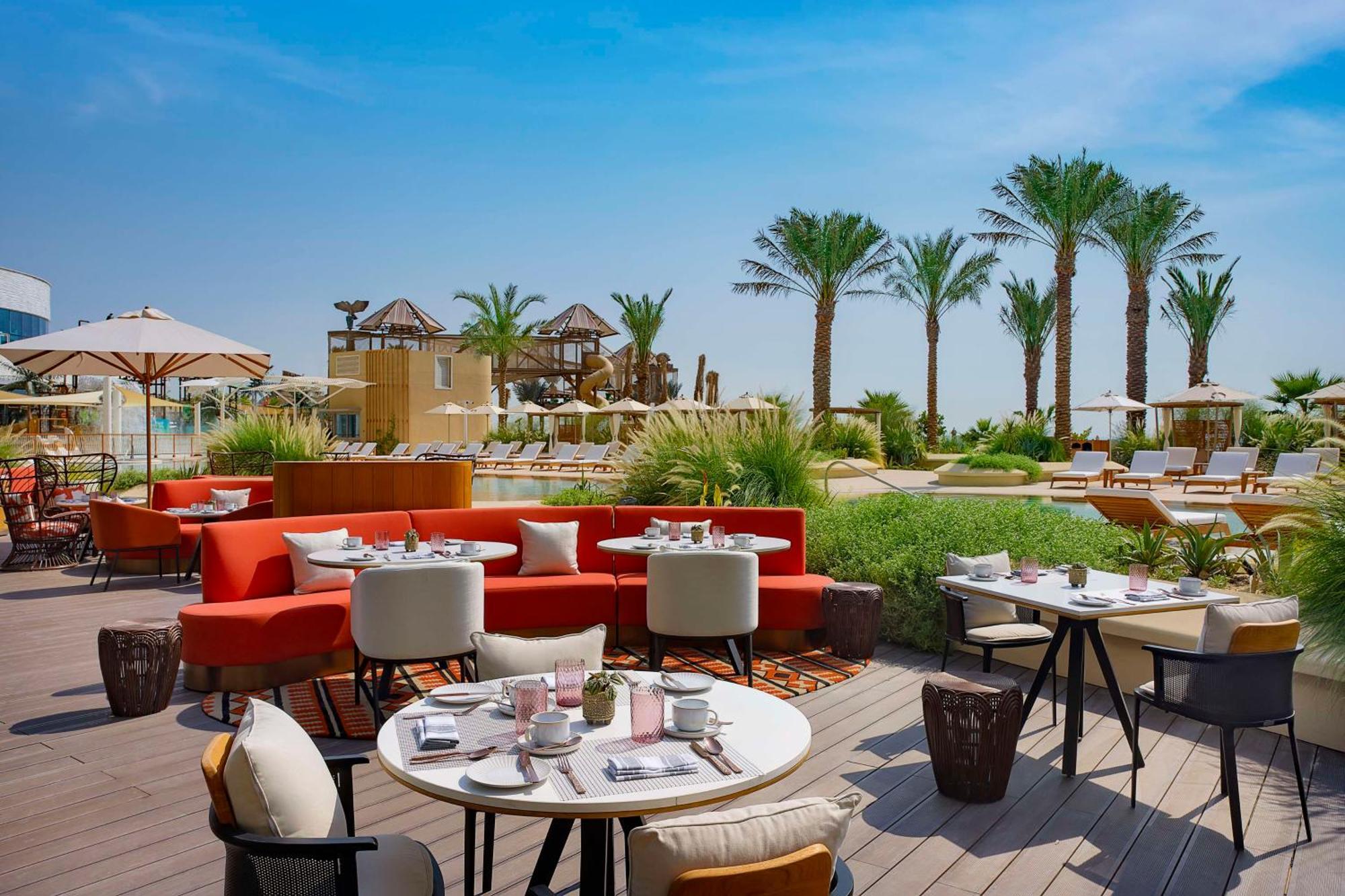 Waldorf Astoria Doha Lusail Ngoại thất bức ảnh The Deck
